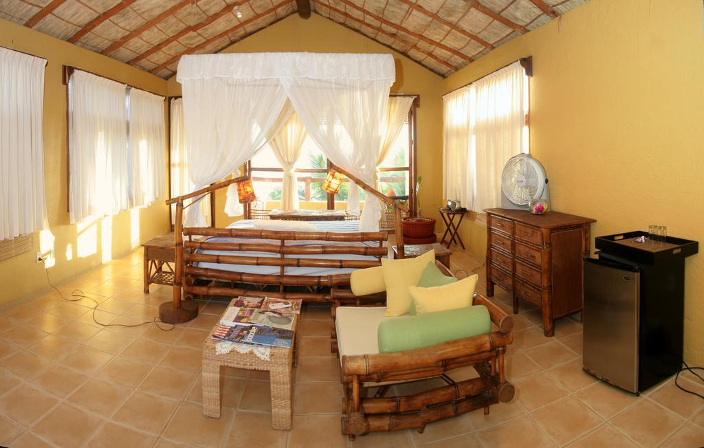 Casa Kaukan Zihuatanejo Room photo