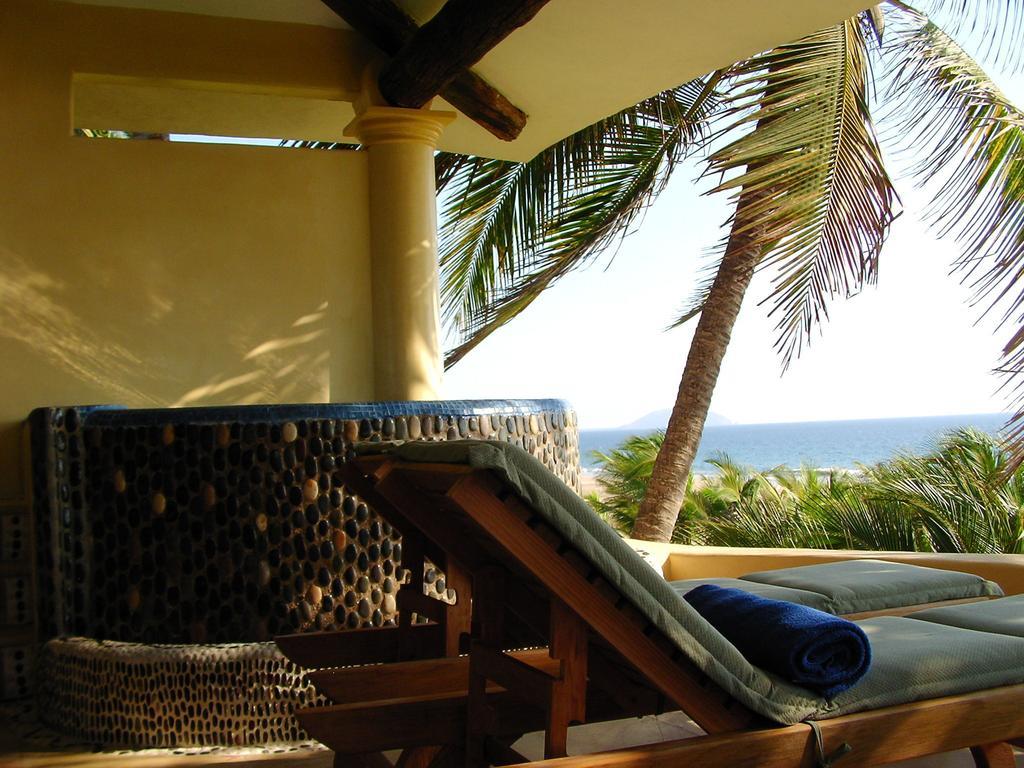 Casa Kaukan Zihuatanejo Room photo